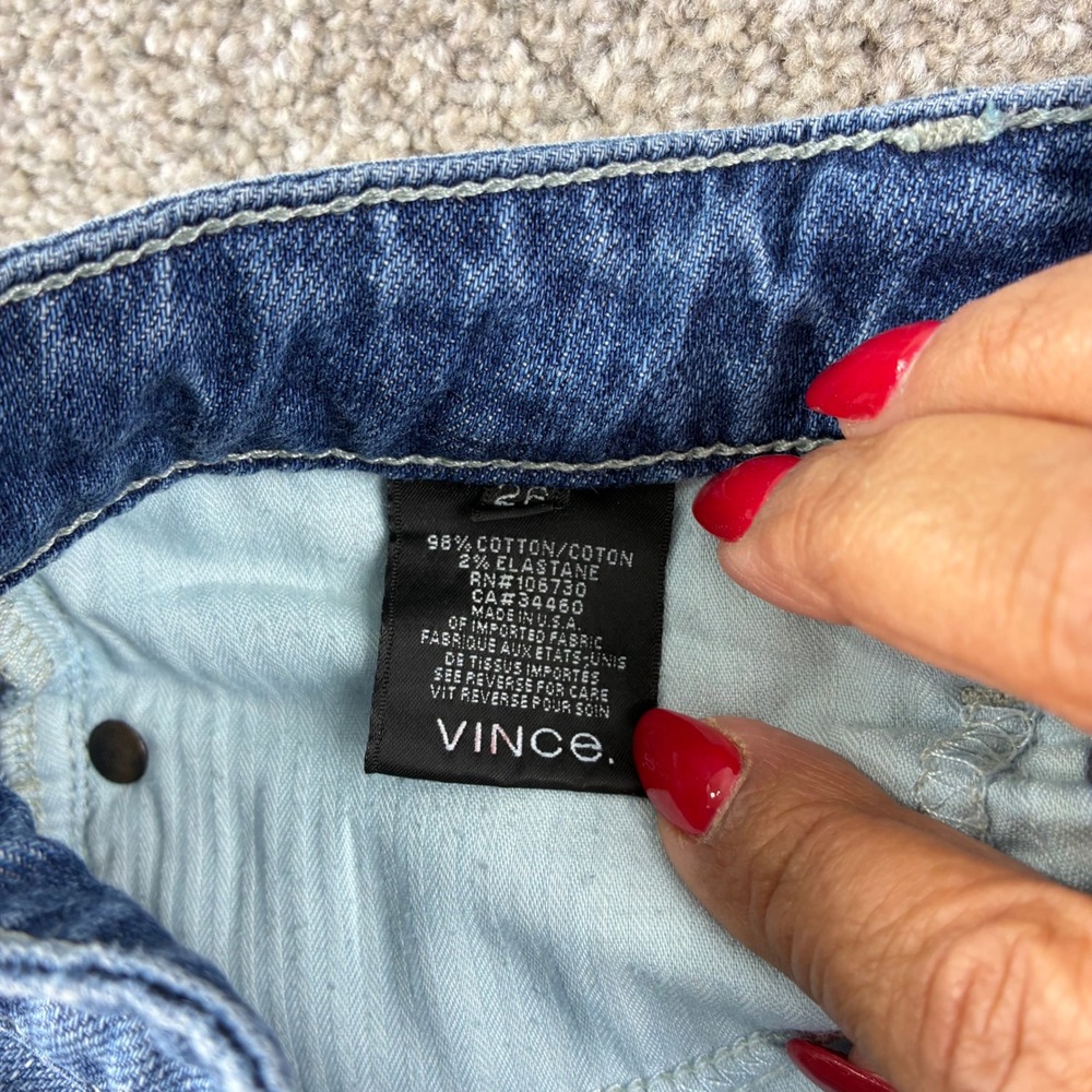 Vince Denim Bermuda Shorts Women 26 Blue Distressed Raw Hem Mid Rise Jean Cutoff - Picture 8 of 10